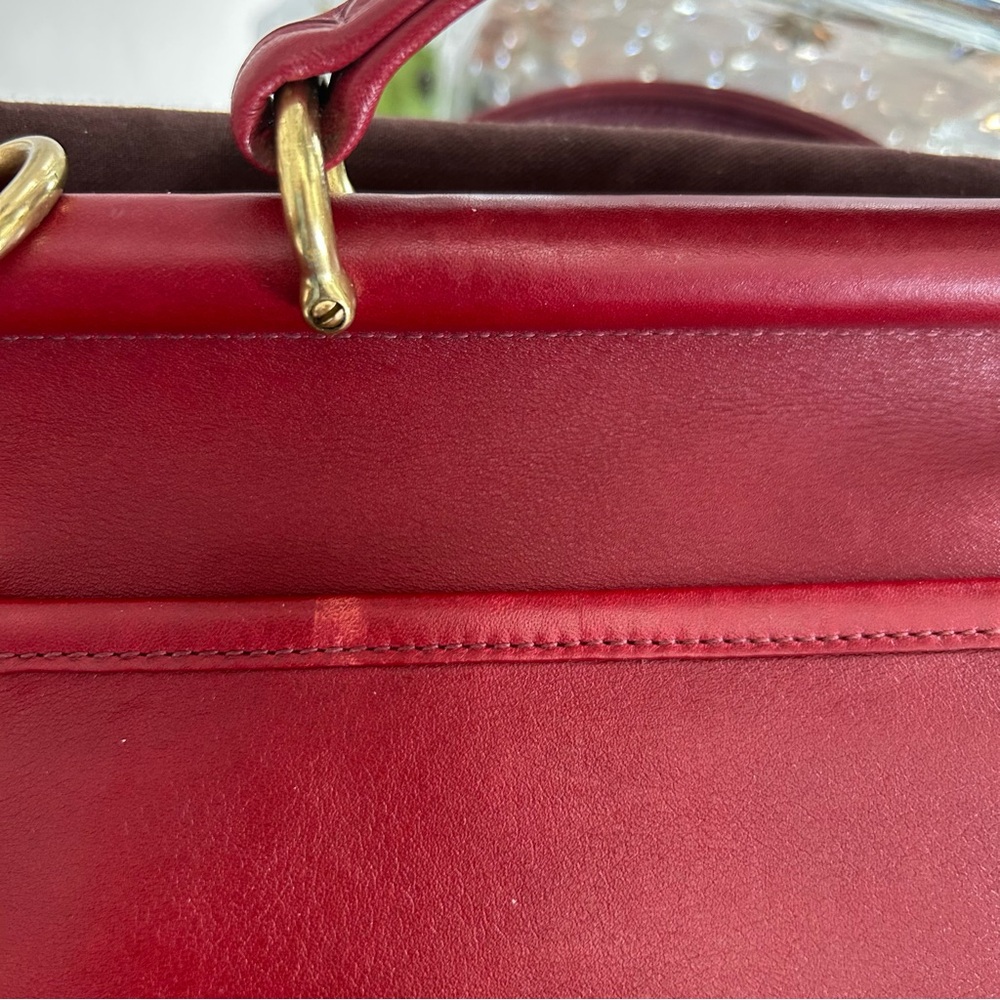 Coach Vintage Willis ♥️RED♥️ with HIDE marks (RARE) - Picture 9 of 14